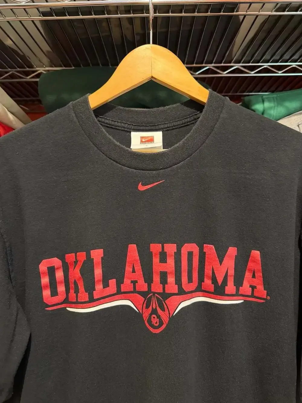Vintage Y2K Nike Oklahoma Sooners Center Swoosh Football T-Shirt Men’s Large